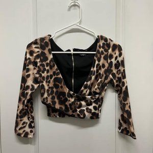 BEBE Women's Leopard Print Crop Top, Size S